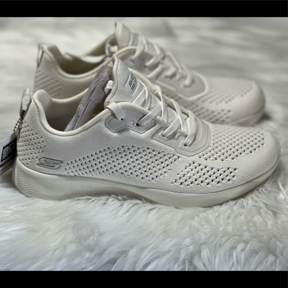 New SKECHERS BOBS SPORT SQUAD 2 women shoes - Picture 2 of 14